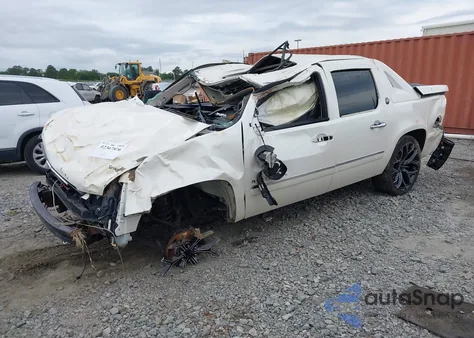 2013 Chevrolet Avalanche Ltz from USA, damaged, VIN 3GNTKGE76DG345869